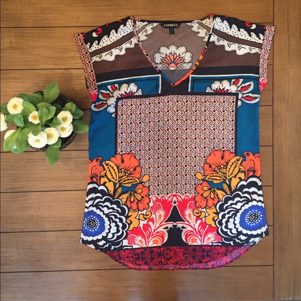 Express Multicolor Top